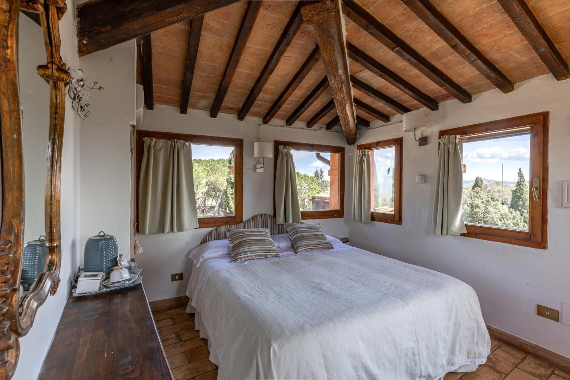 Pieve Sprenna Agroturismo